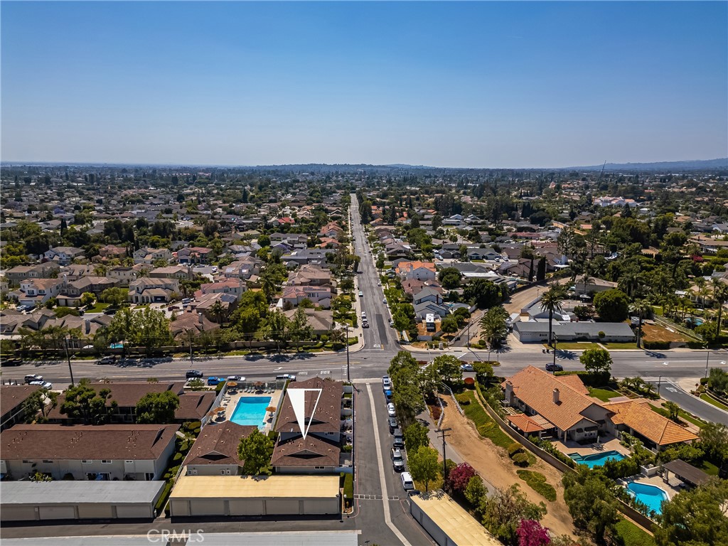 4514 Jamestown