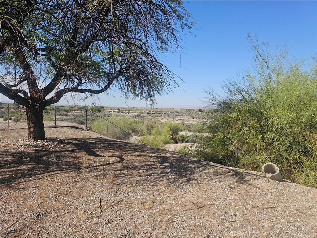 7568 Acoma Trail
