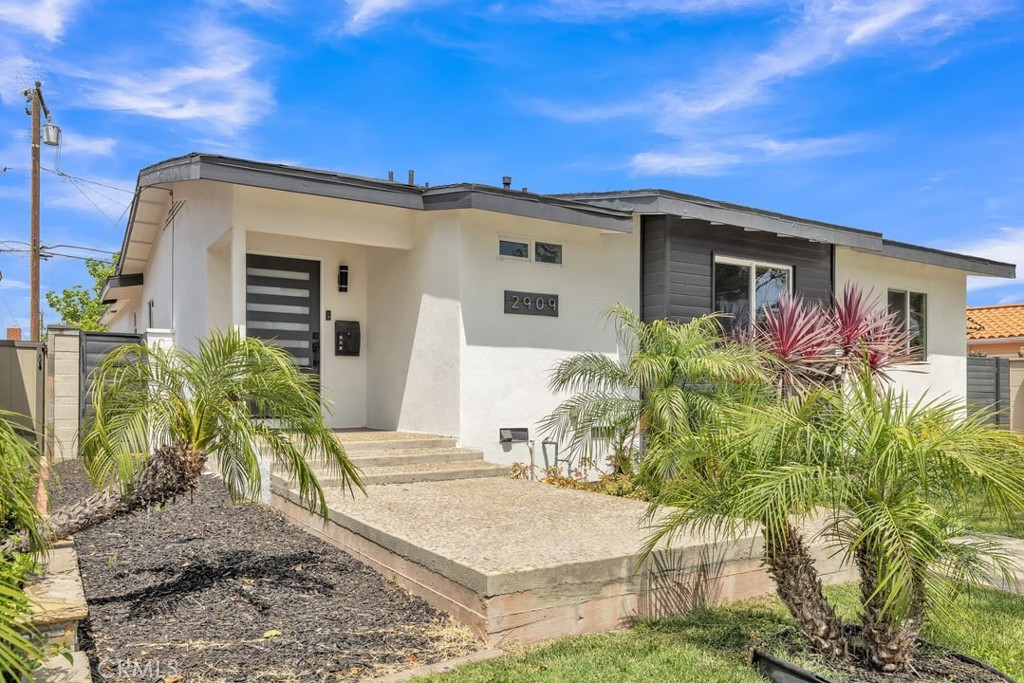 2909 Nipomo Street