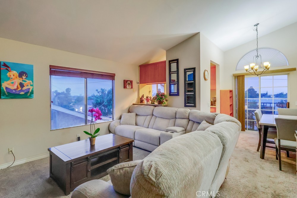 1775 Freeman Avenue 304