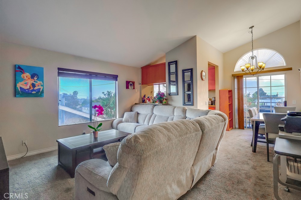 1775 Freeman Avenue 304