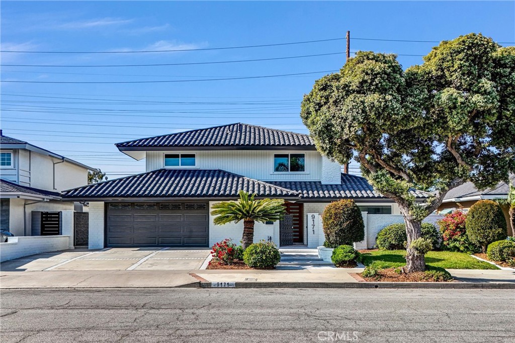 9171 Regatta Drive