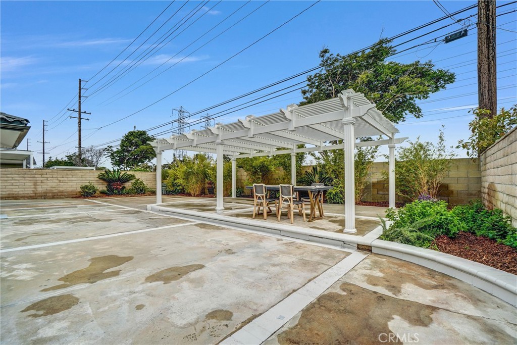 9171 Regatta Drive