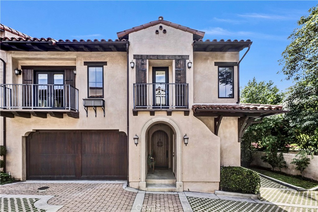 638 Sierra Madre Blvd D