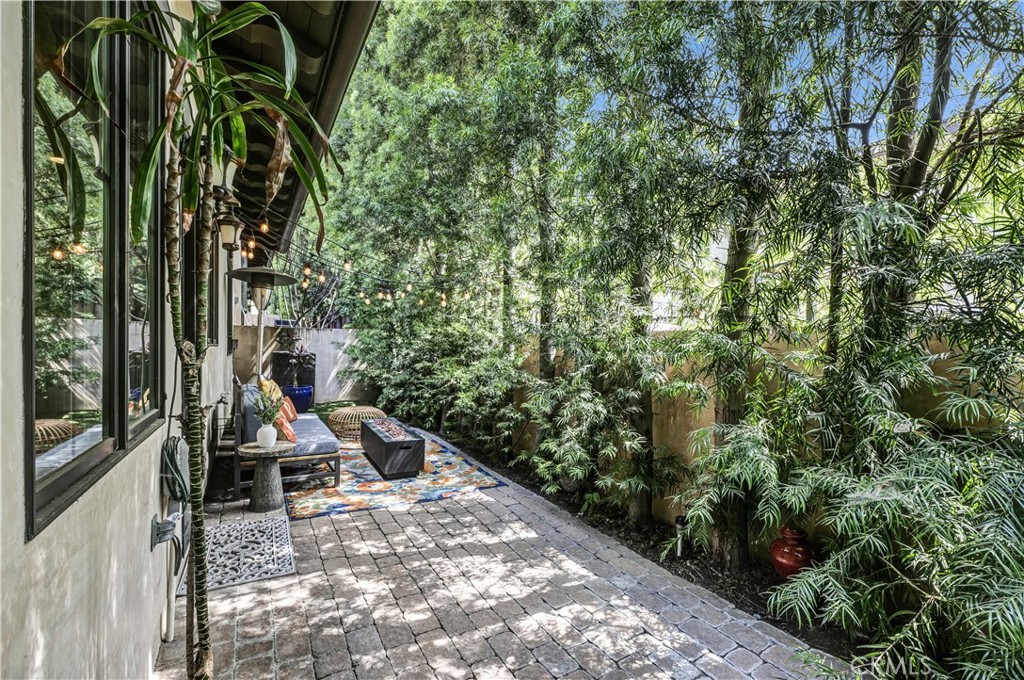 638 Sierra Madre Blvd D