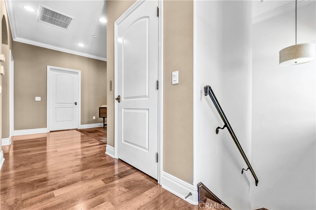 638 Sierra Madre Blvd D