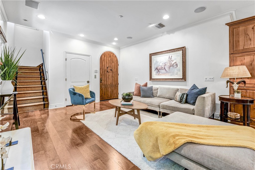 638 Sierra Madre Blvd D