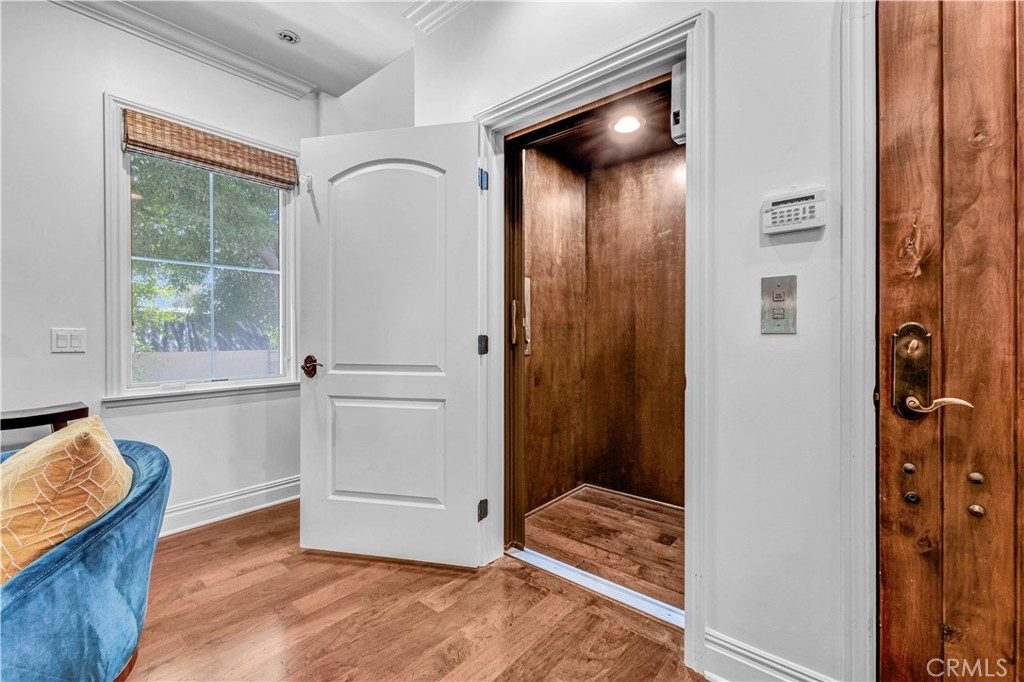 638 Sierra Madre Blvd D