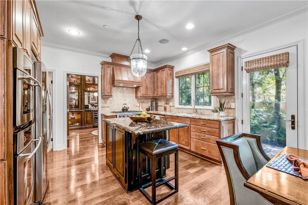 638 Sierra Madre Blvd D