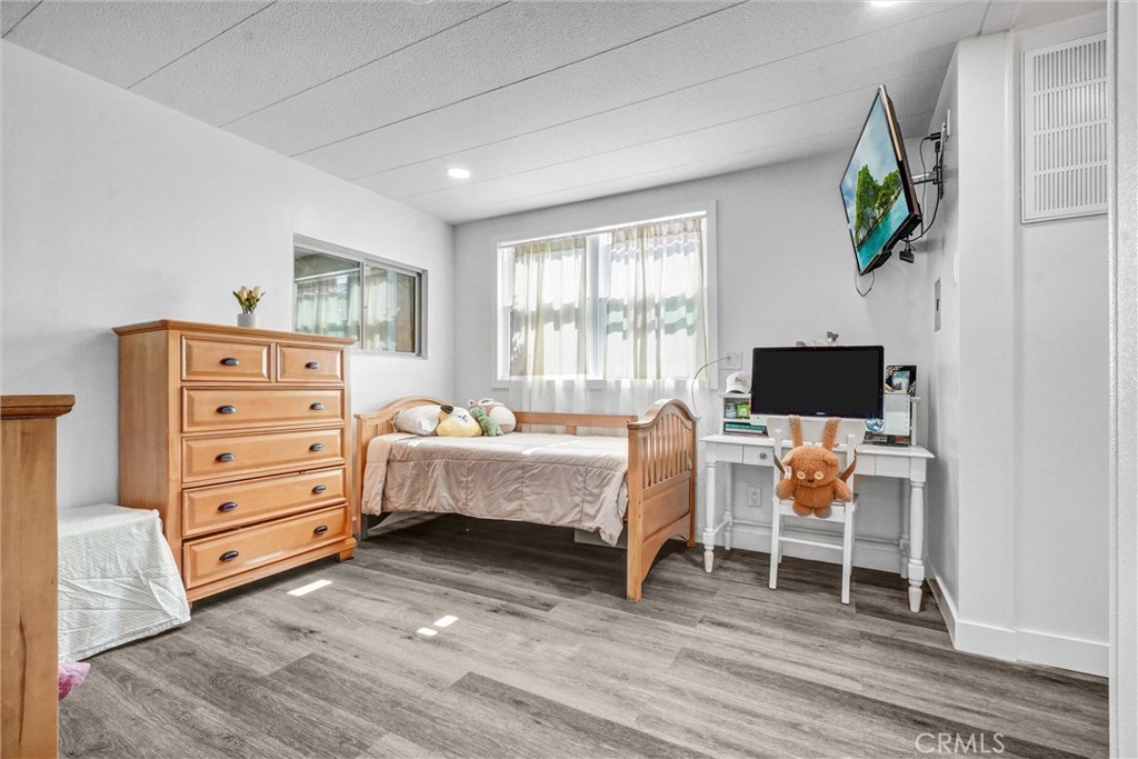 1616 S Euclid Street 23