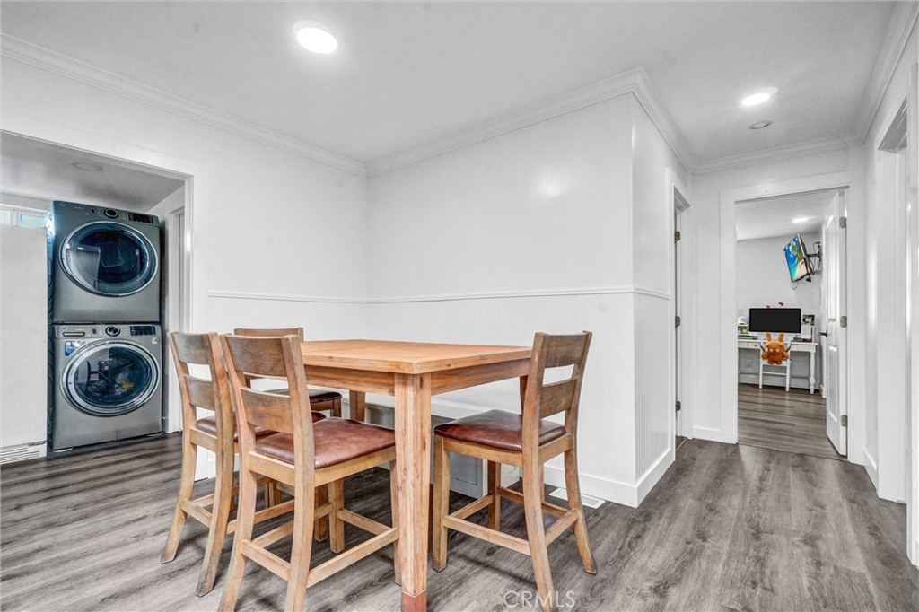 1616 S Euclid Street 23