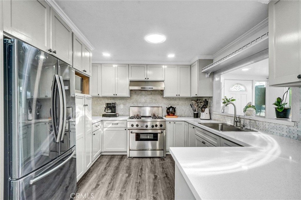 1616 S Euclid Street 23