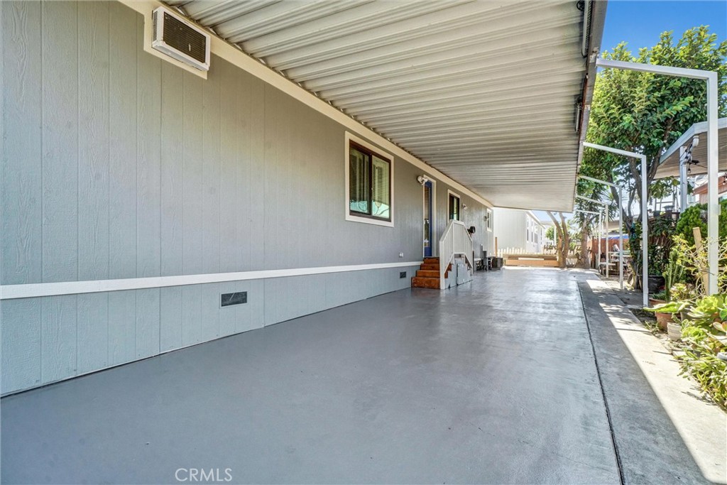 1616 S Euclid Street 23