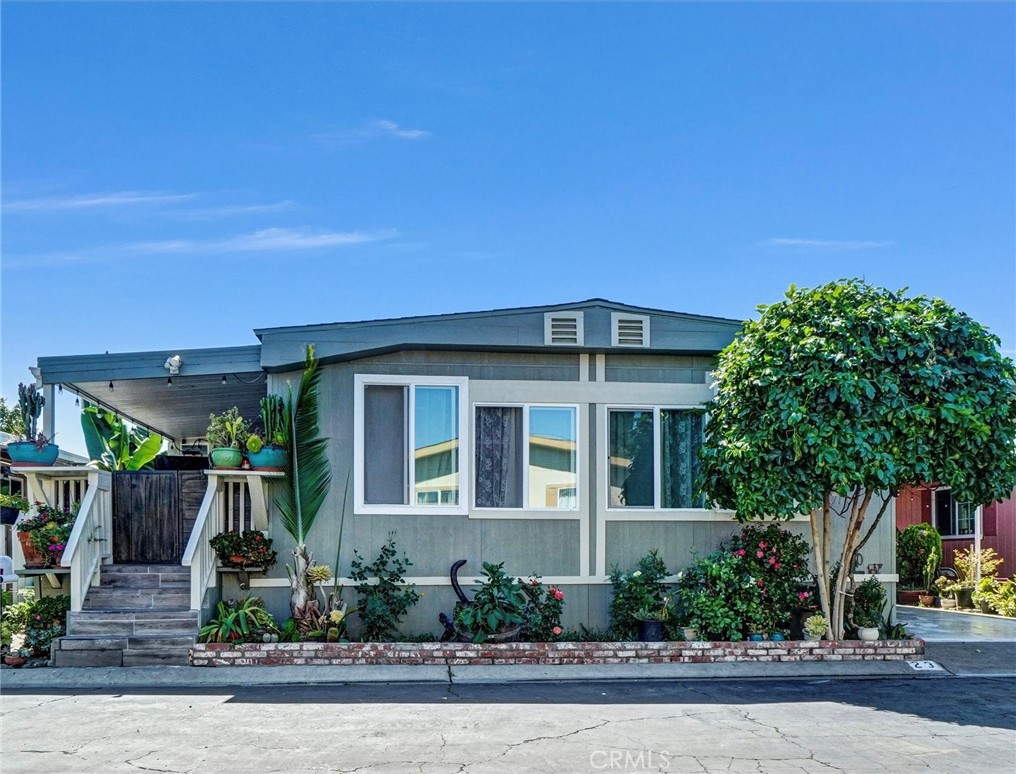 1616 S Euclid Street 23