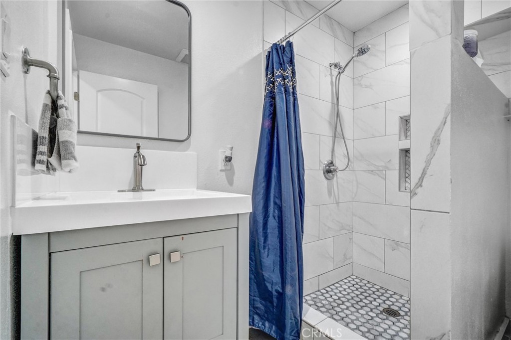 1616 S Euclid Street 23