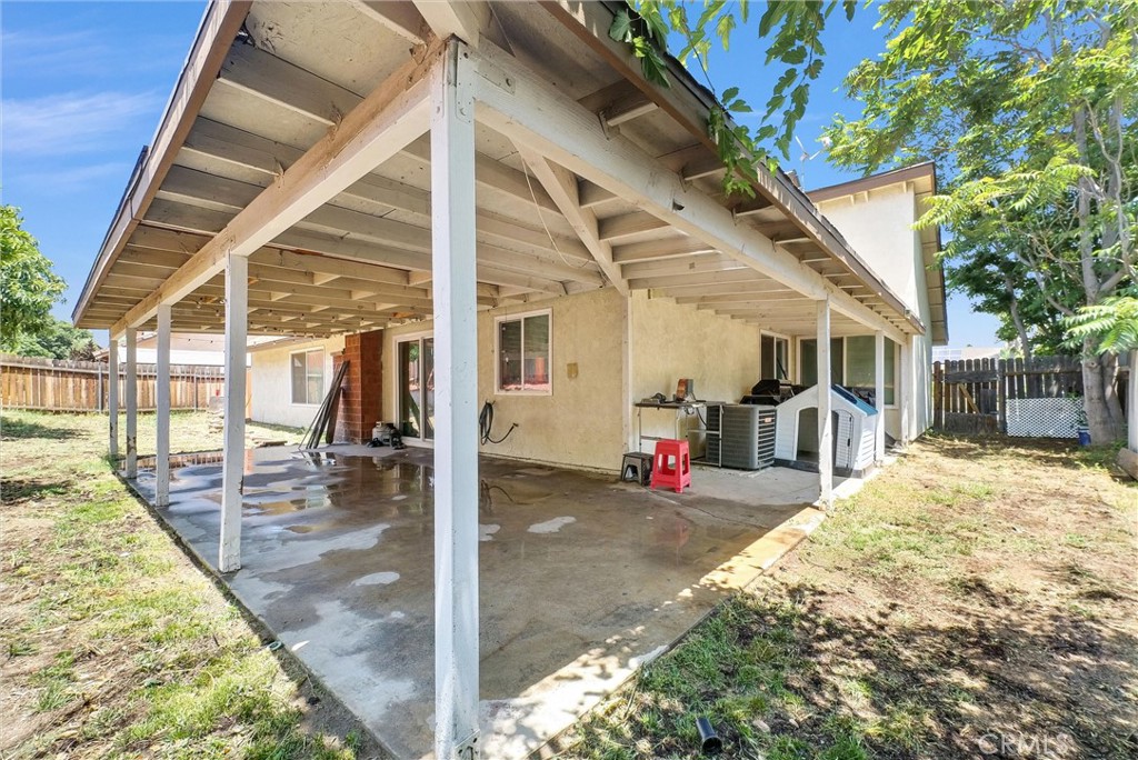 1264 N Mulberry Avenue