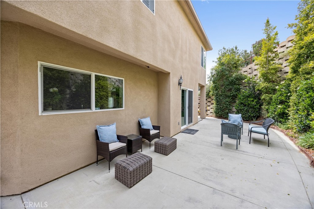 2421 N Feather Hill Drive