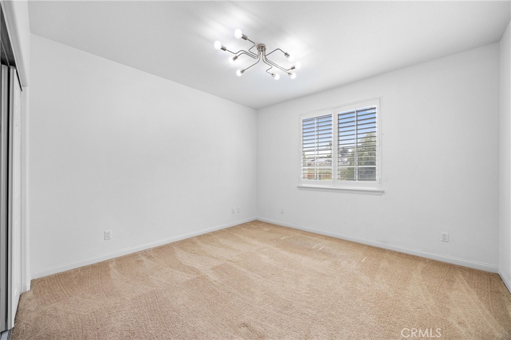 2421 N Feather Hill Drive