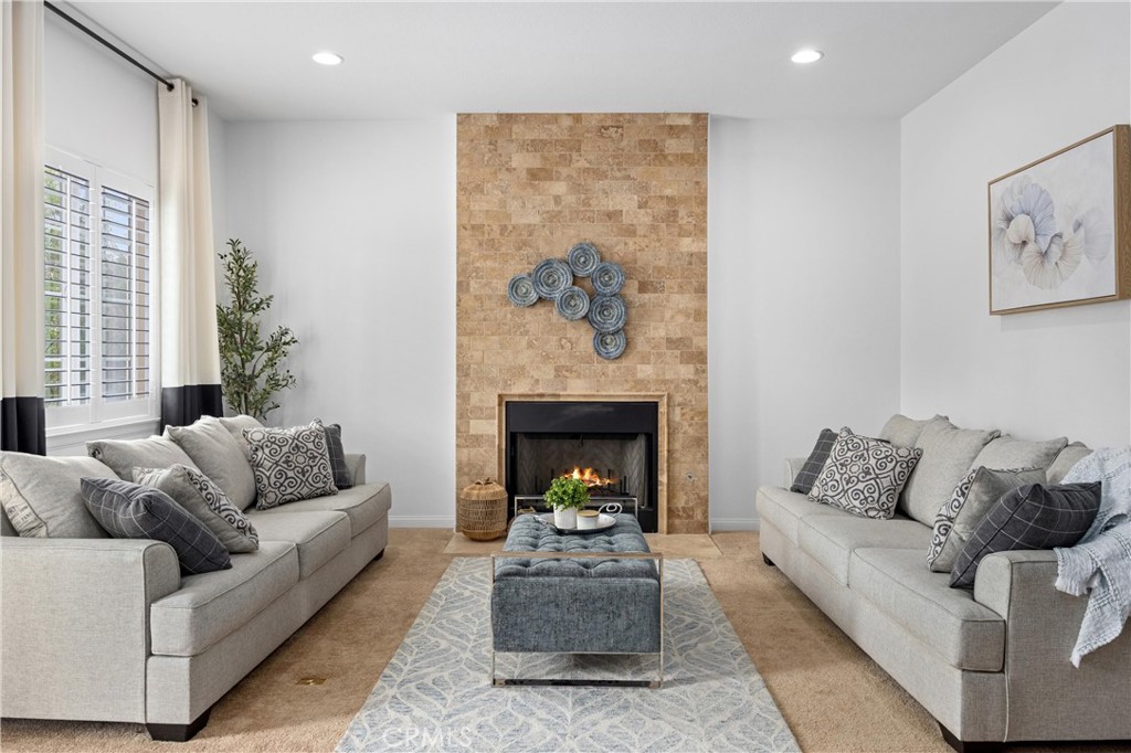 2421 N Feather Hill Drive