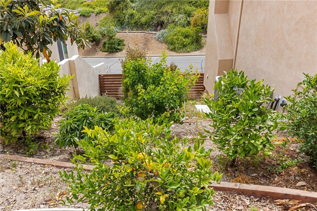 2421 N Feather Hill Drive