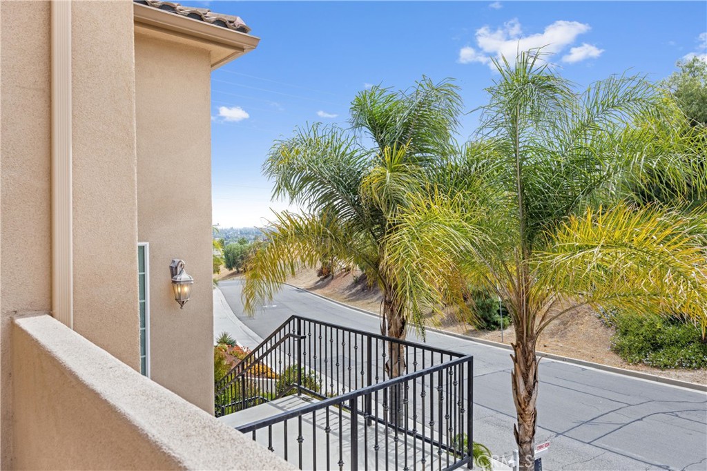 2421 N Feather Hill Drive