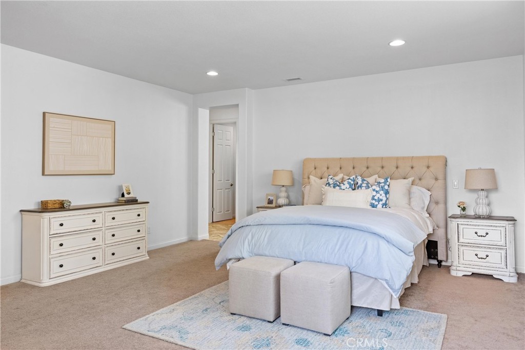 2421 N Feather Hill Drive