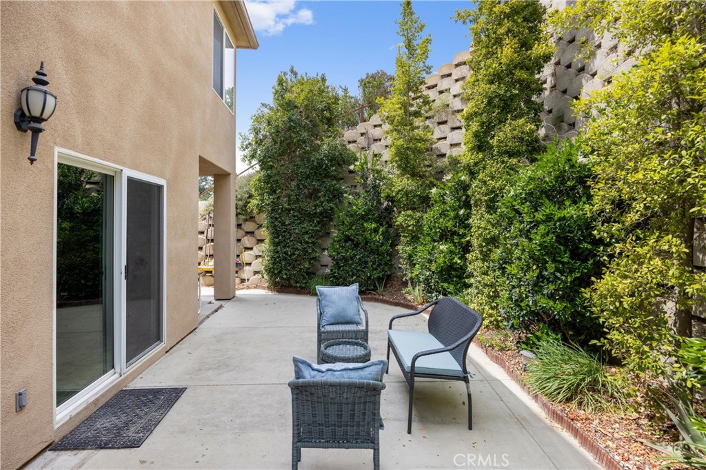 2421 N Feather Hill Drive