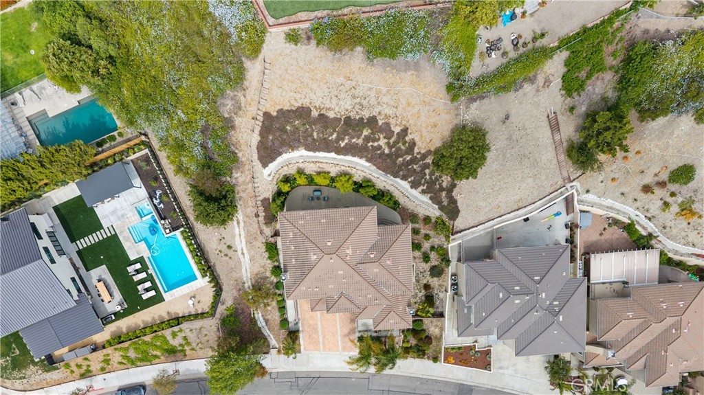 2421 N Feather Hill Drive