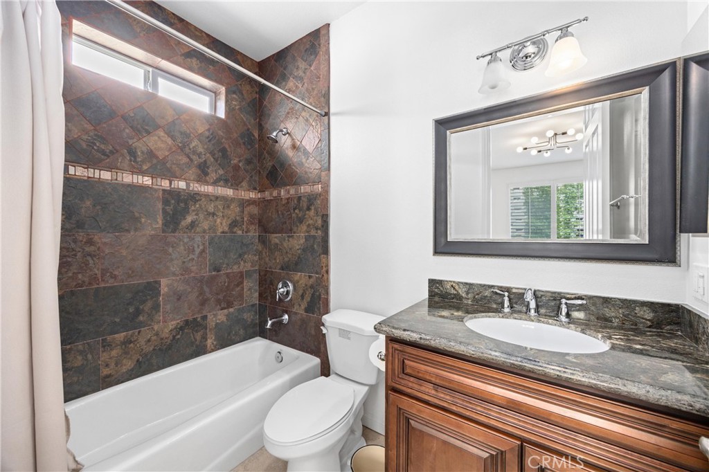 2421 N Feather Hill Drive