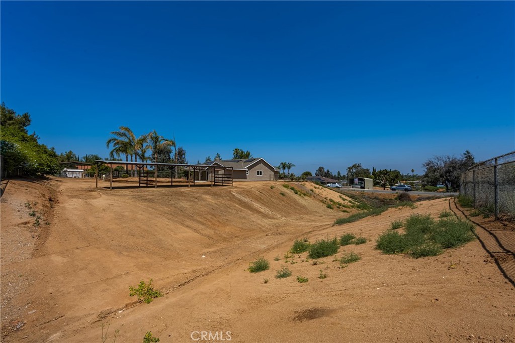 16481 Valle Vista Way