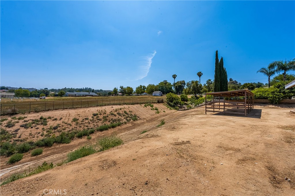 16481 Valle Vista Way