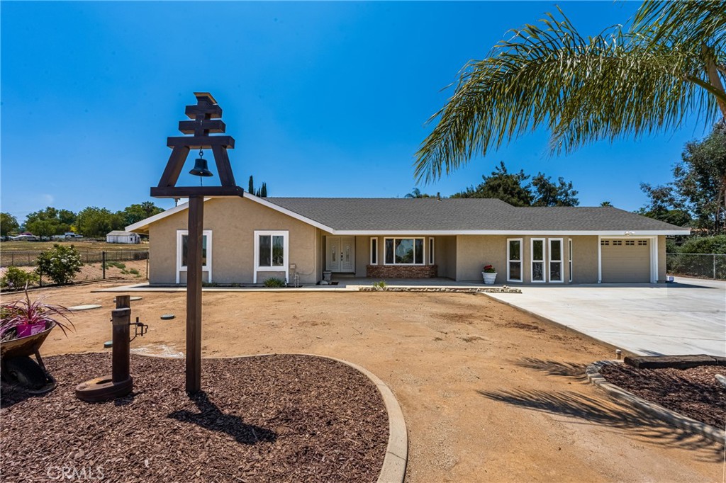 16481 Valle Vista Way