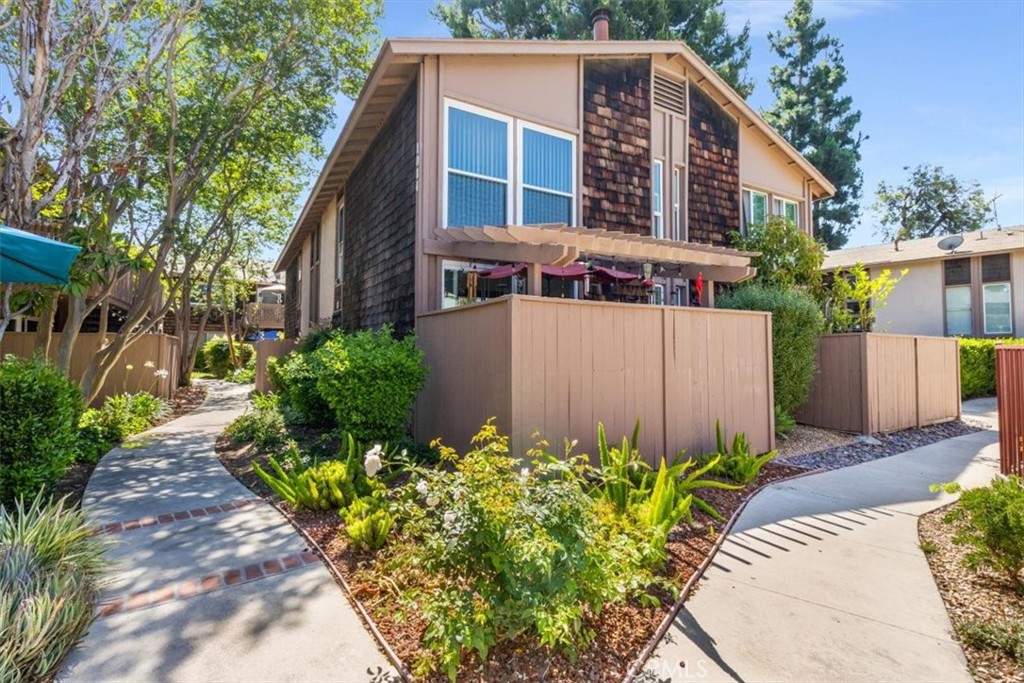 1084 Cabrillo Park Drive B