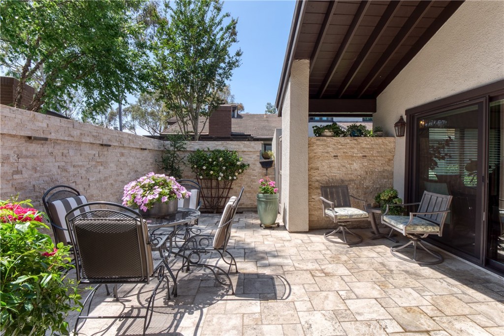 425 Old Ranch Road