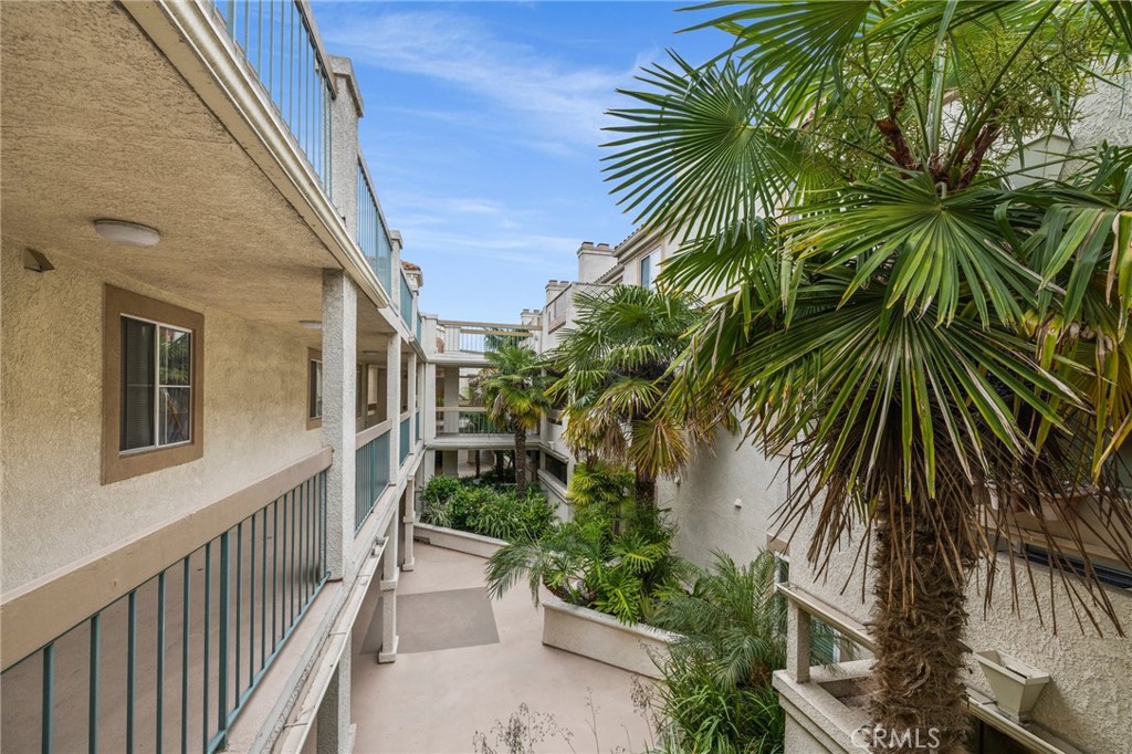 3605 E Anaheim Street 315