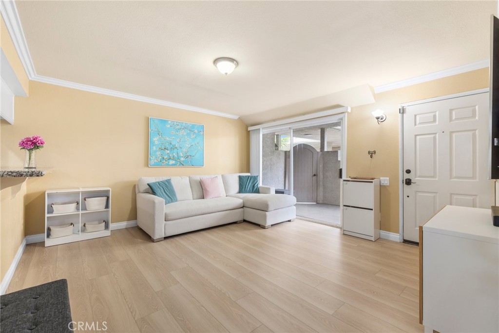 3605 E Anaheim Street 315