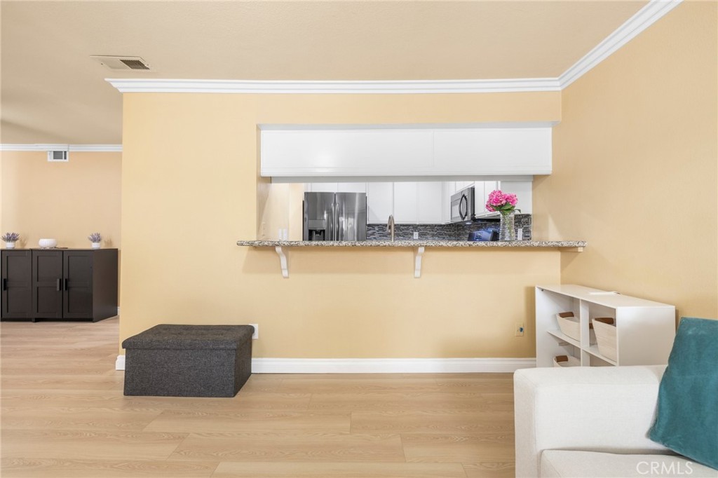 3605 E Anaheim Street 315