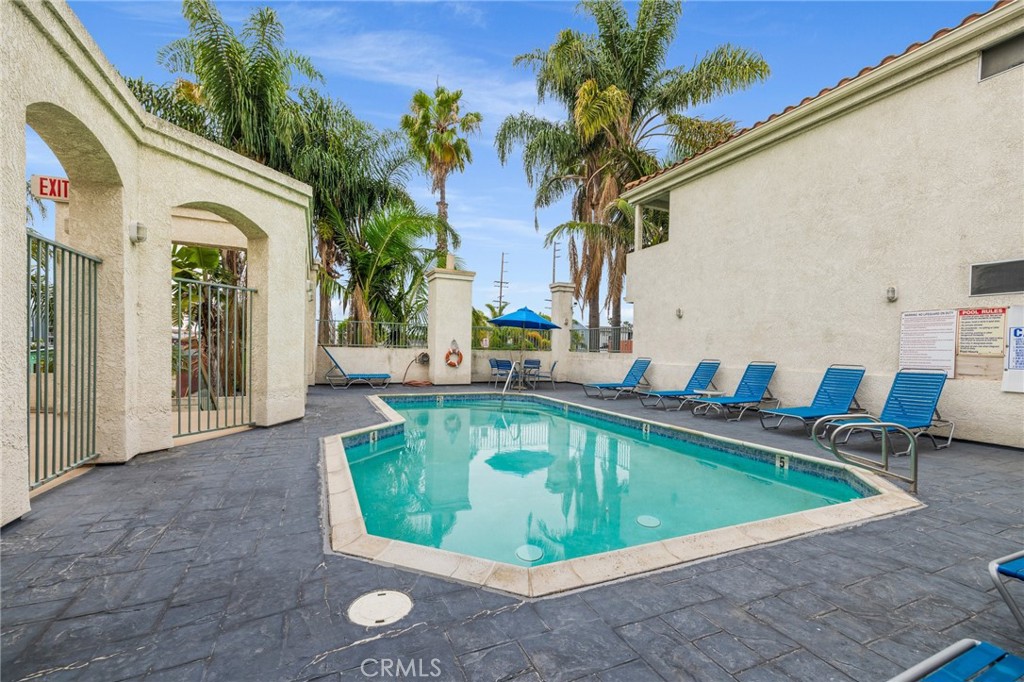 3605 E Anaheim Street 315