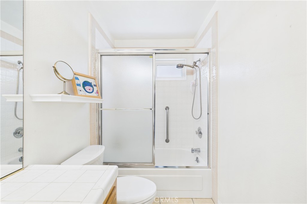 9661 Glenbrook Street