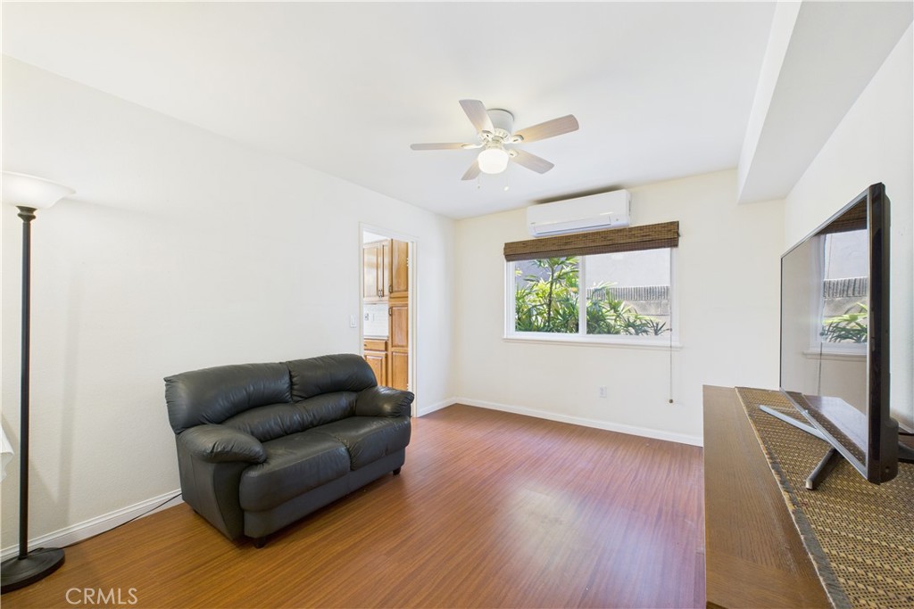 9661 Glenbrook Street