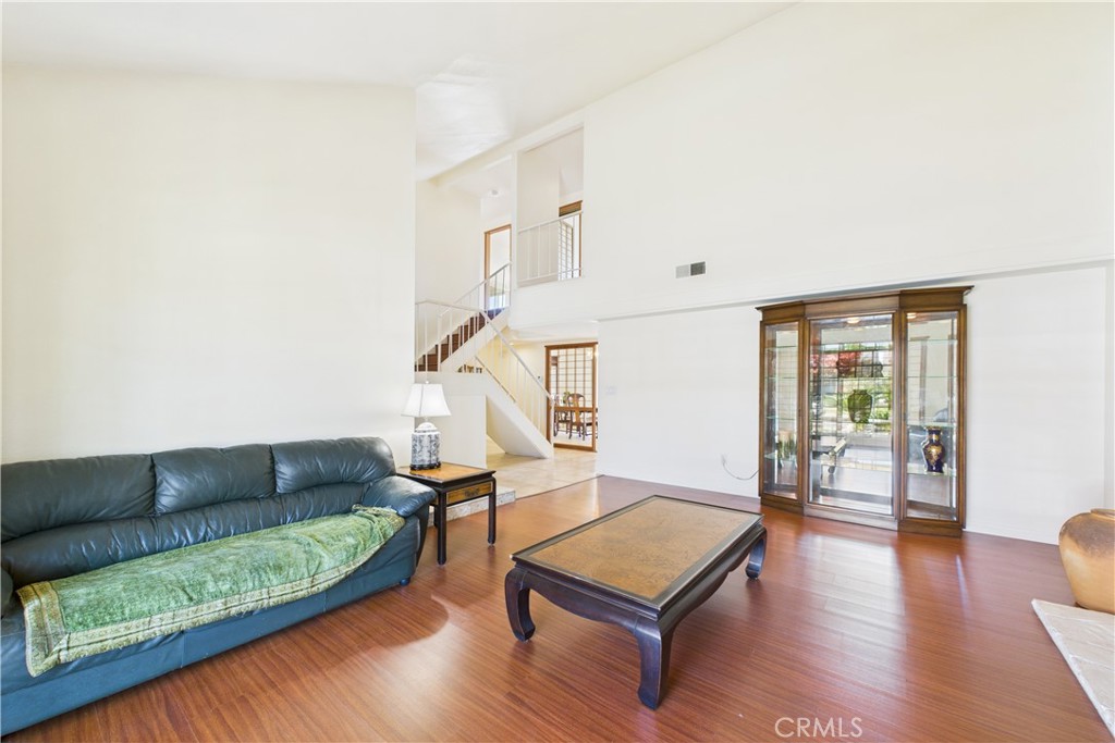 9661 Glenbrook Street