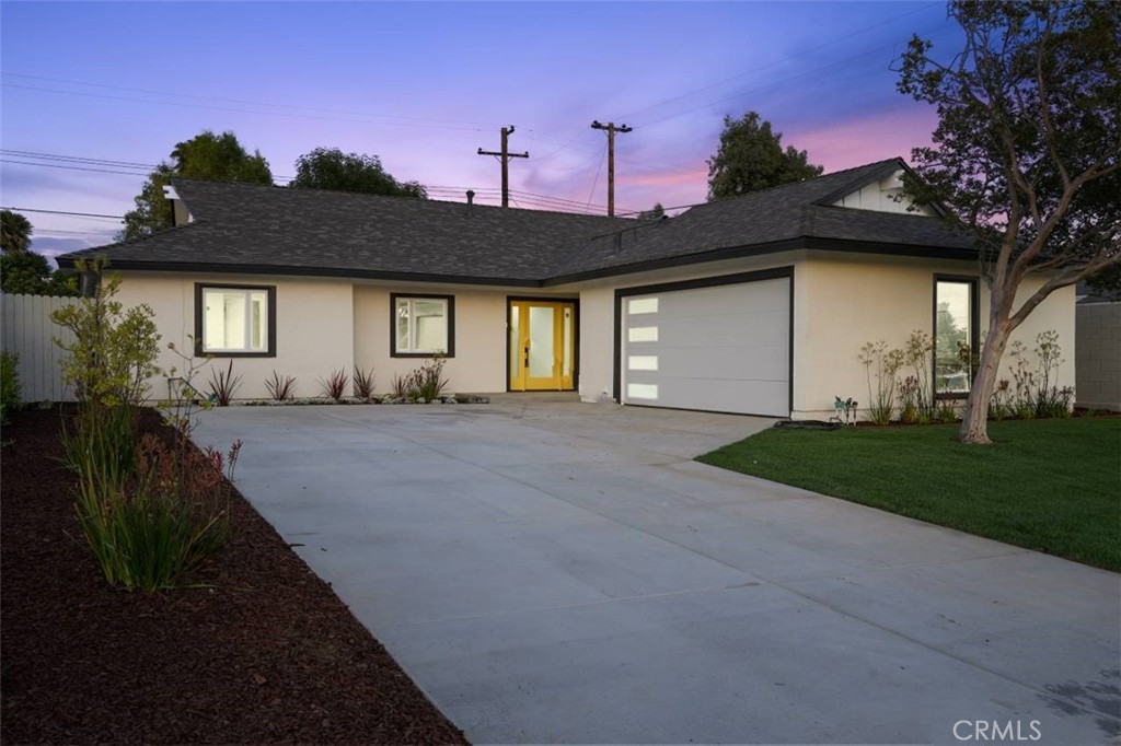 826 De Jur Street