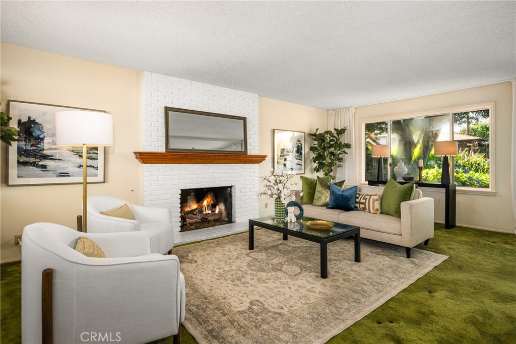 1301 Alta Mesa Drive