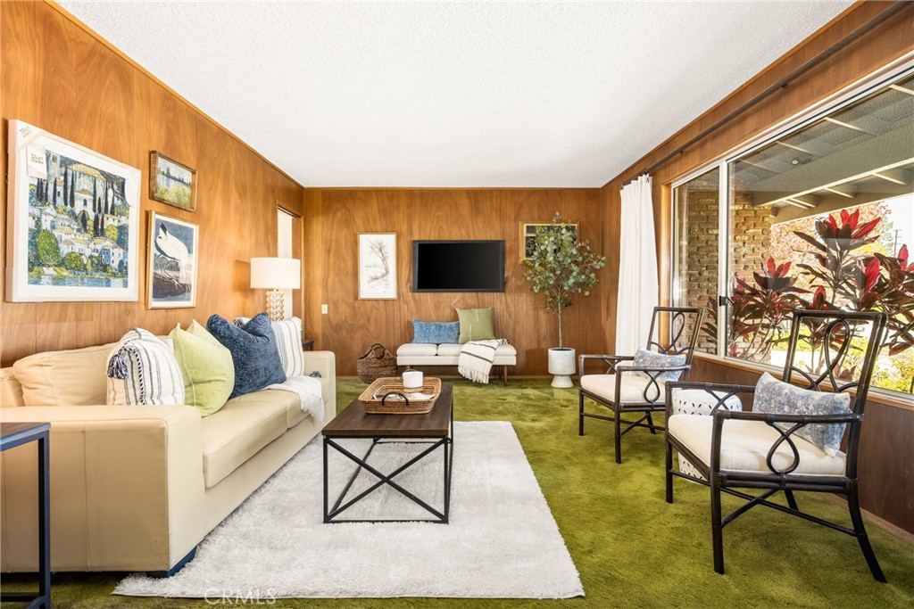 1301 Alta Mesa Drive