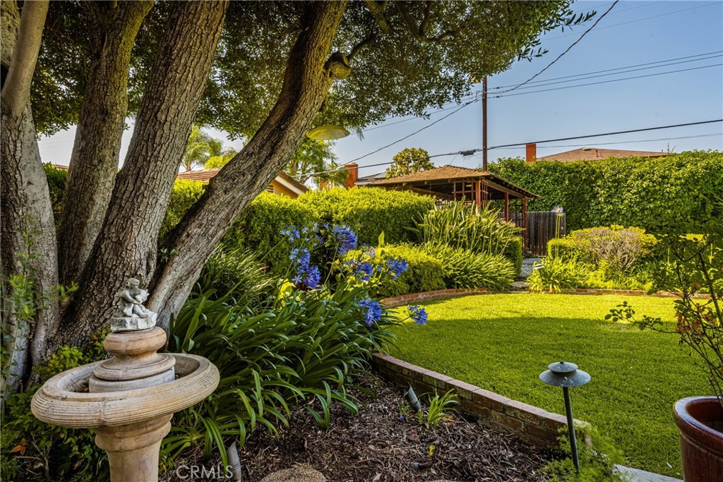 1301 Alta Mesa Drive