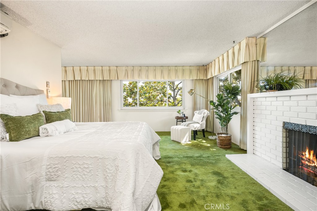 1301 Alta Mesa Drive