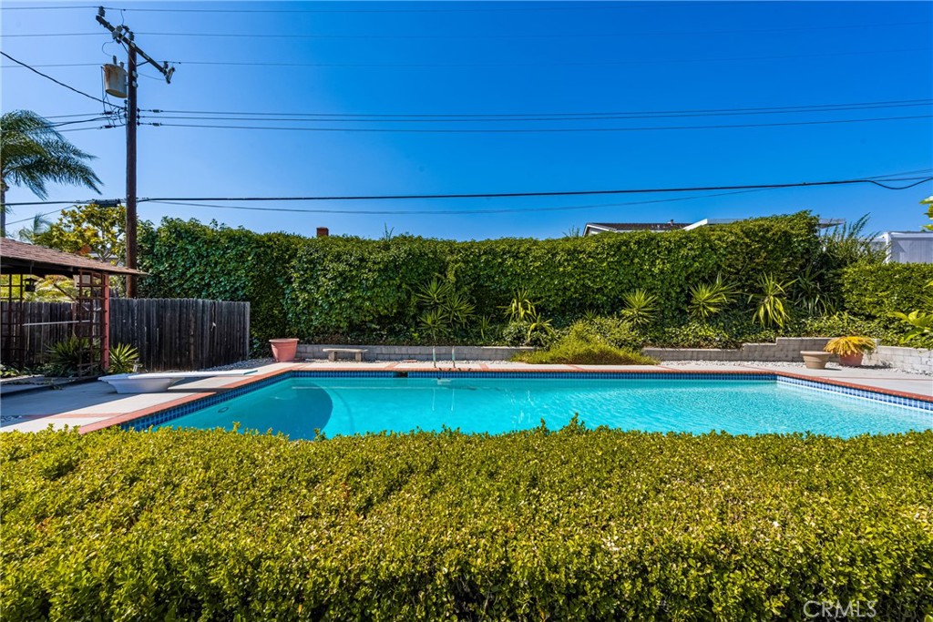 1301 Alta Mesa Drive