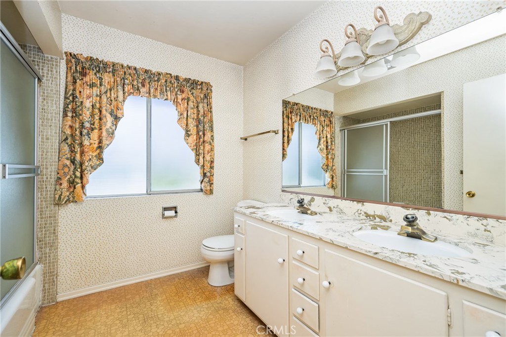 1301 Alta Mesa Drive