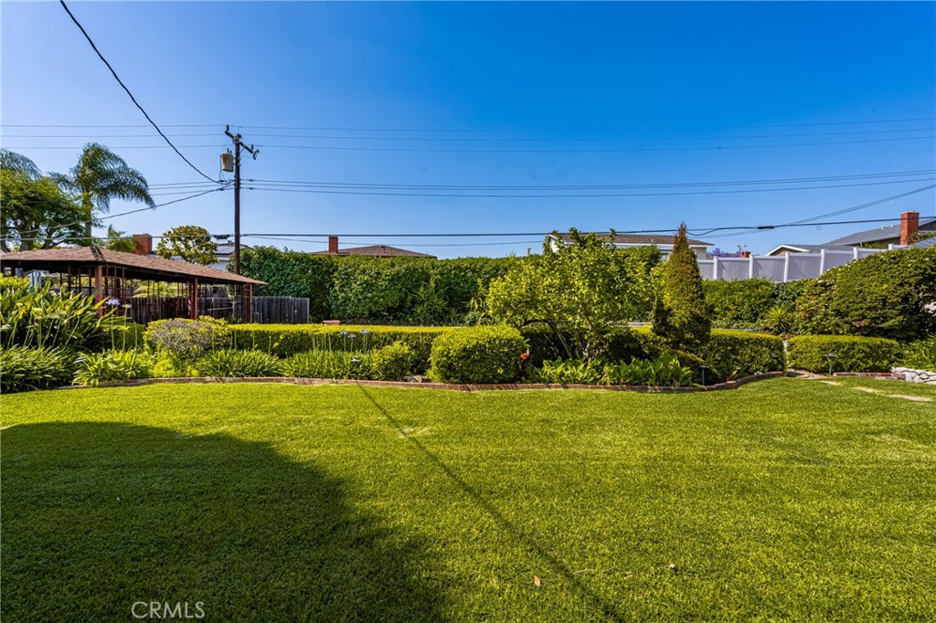 1301 Alta Mesa Drive