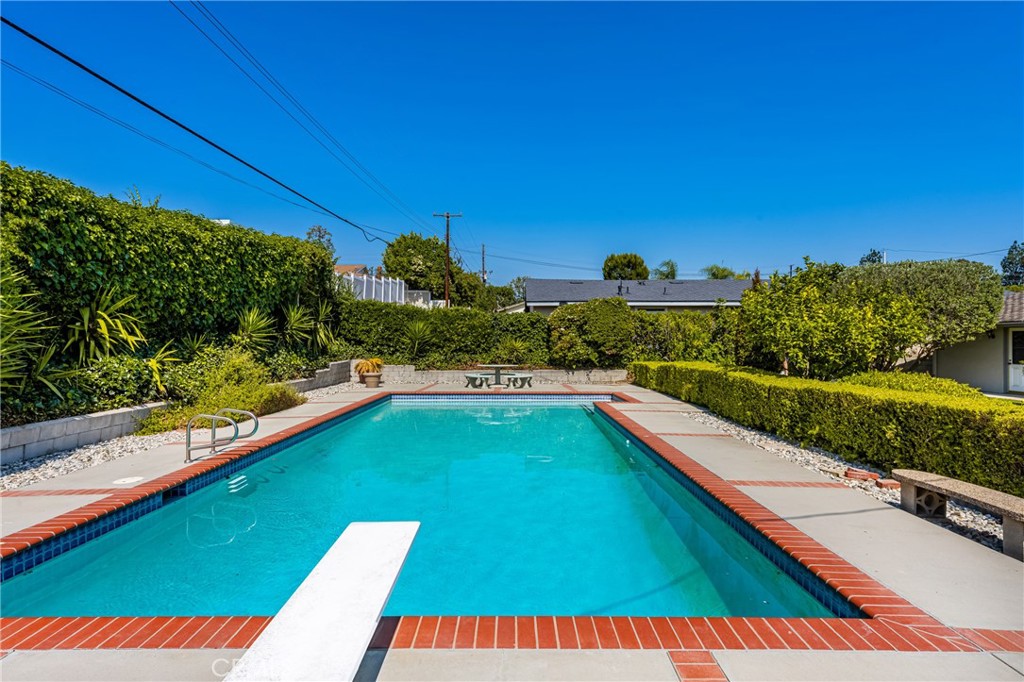 1301 Alta Mesa Drive